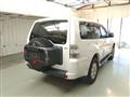 2011 Mitsubishi Pajero