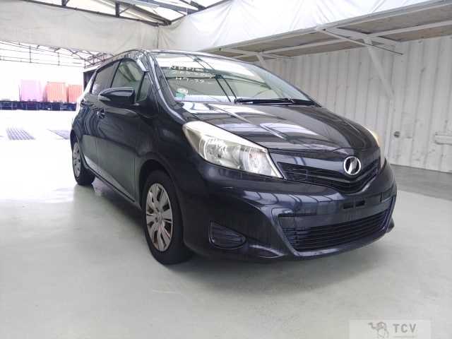 2011 Toyota Vitz
