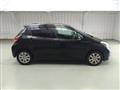 2011 Toyota Vitz