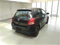2005 Toyota Vitz