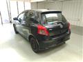 2005 Toyota Vitz