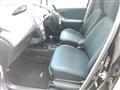 2005 Toyota Vitz