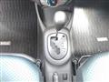 2005 Toyota Vitz