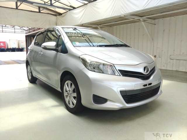 2011 Toyota Vitz
