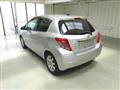 2011 Toyota Vitz
