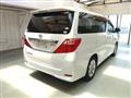 2009 Toyota Alphard