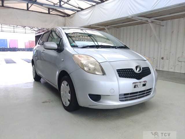 2005 Toyota Vitz