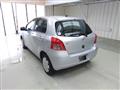 2005 Toyota Vitz
