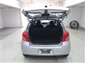 2005 Toyota Vitz
