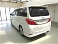 2013 Toyota Alphard