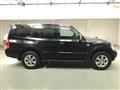 2005 Mitsubishi Pajero
