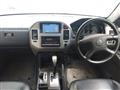 2005 Mitsubishi Pajero