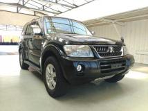 2005 Mitsubishi Pajero
