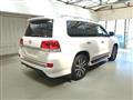 2017 Toyota Land Cruiser
