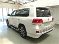 2017 Toyota Land Cruiser