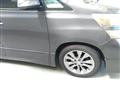 2010 Toyota Vellfire