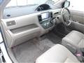 2011 Toyota Raum