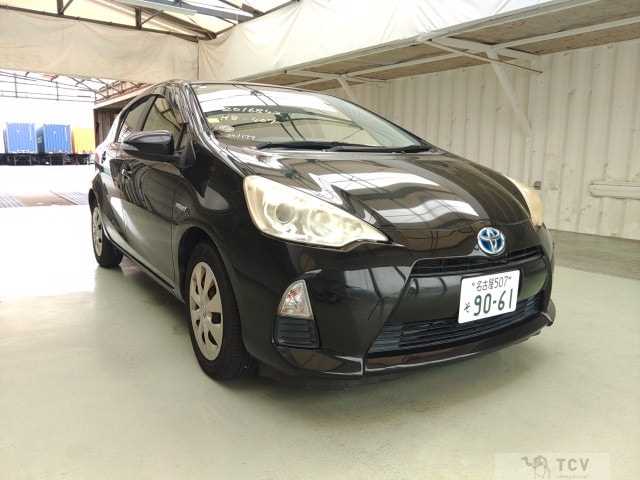 2012 Toyota AQUA
