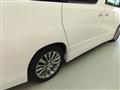 2013 Toyota Alphard