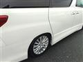 2011 Toyota Alphard