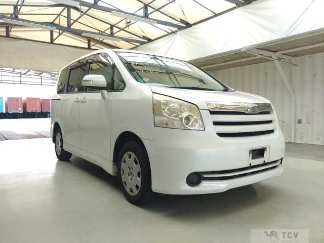 2007 Toyota Noah