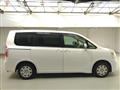 2007 Toyota Noah