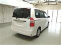 2007 Toyota Noah