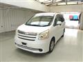 2007 Toyota Noah