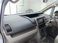 2007 Toyota Noah