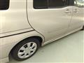 2005 Toyota Raum