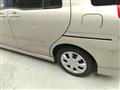 2005 Toyota Raum