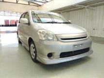 2005 Toyota Raum