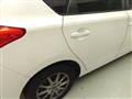 2012 Toyota Auris