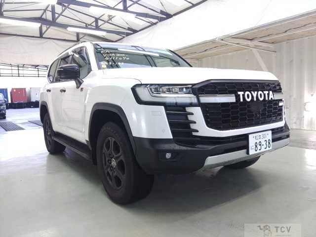 2023 Toyota Land Cruiser