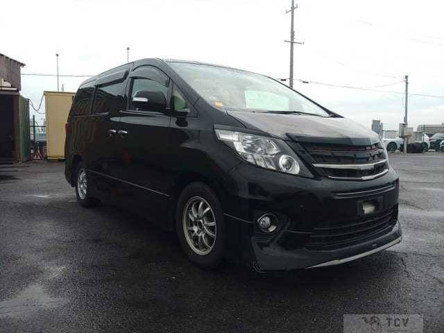 2013 Toyota Alphard