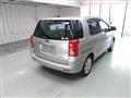 2005 Toyota Raum