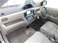 2005 Toyota Raum