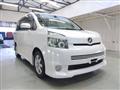 2007 Toyota Voxy