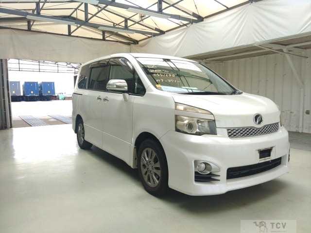 2011 Toyota Voxy