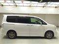 2011 Toyota Voxy