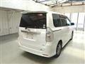 2011 Toyota Voxy