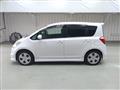 2005 Toyota Ractis