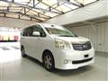 2013 Toyota Noah