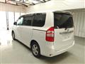 2013 Toyota Noah