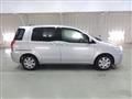 2007 Toyota Raum
