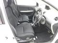 2004 Toyota IST