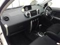 2004 Toyota IST