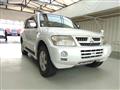 2005 Mitsubishi Pajero