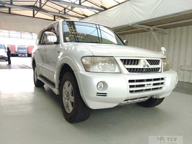 2005 Mitsubishi Pajero
