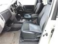 2005 Mitsubishi Pajero